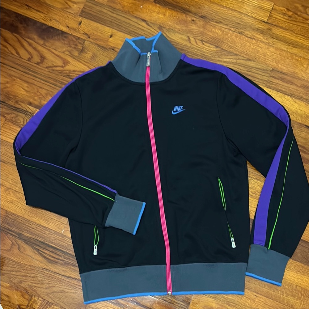 Nike Retro Black Jacket with Colored Accents EUC
